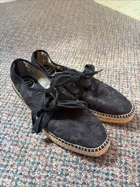 Toni Pons black floral mesh Espadrille Sz 39